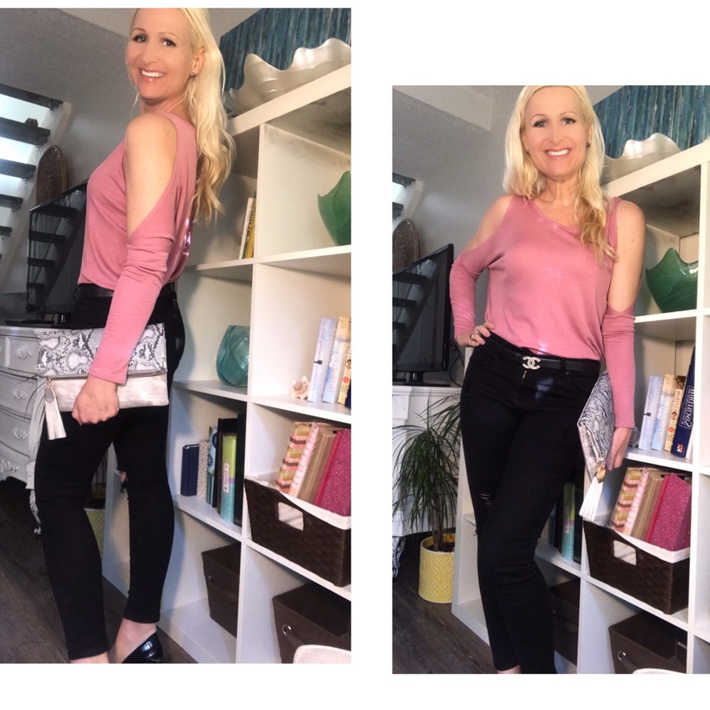 ☕️Open Shoulders Pink Top 🤩